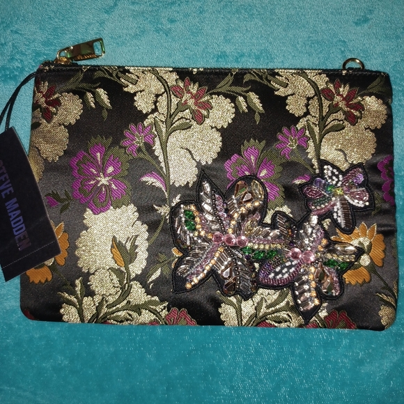 Steve Madden Handbags - Steve Madden BFlowerr Multi Crossbody purse